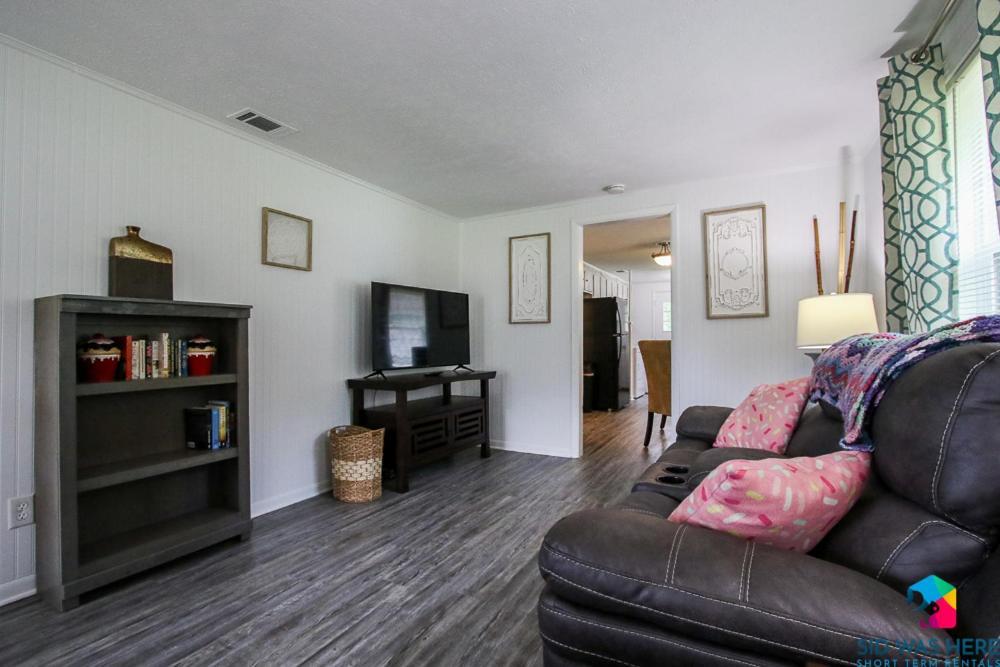 Holiday home Cake By The Ocean Electric Recliners-minutes From I-95 And Pembroke *